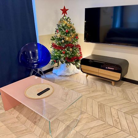 Roma Divine Home Cinema Et Jardin Nîmes Eksteriør bilde