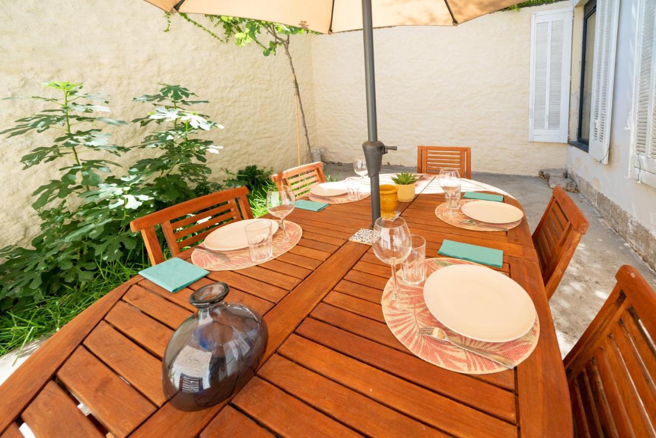 Roma Divine Home Cinema Et Jardin Nîmes Eksteriør bilde