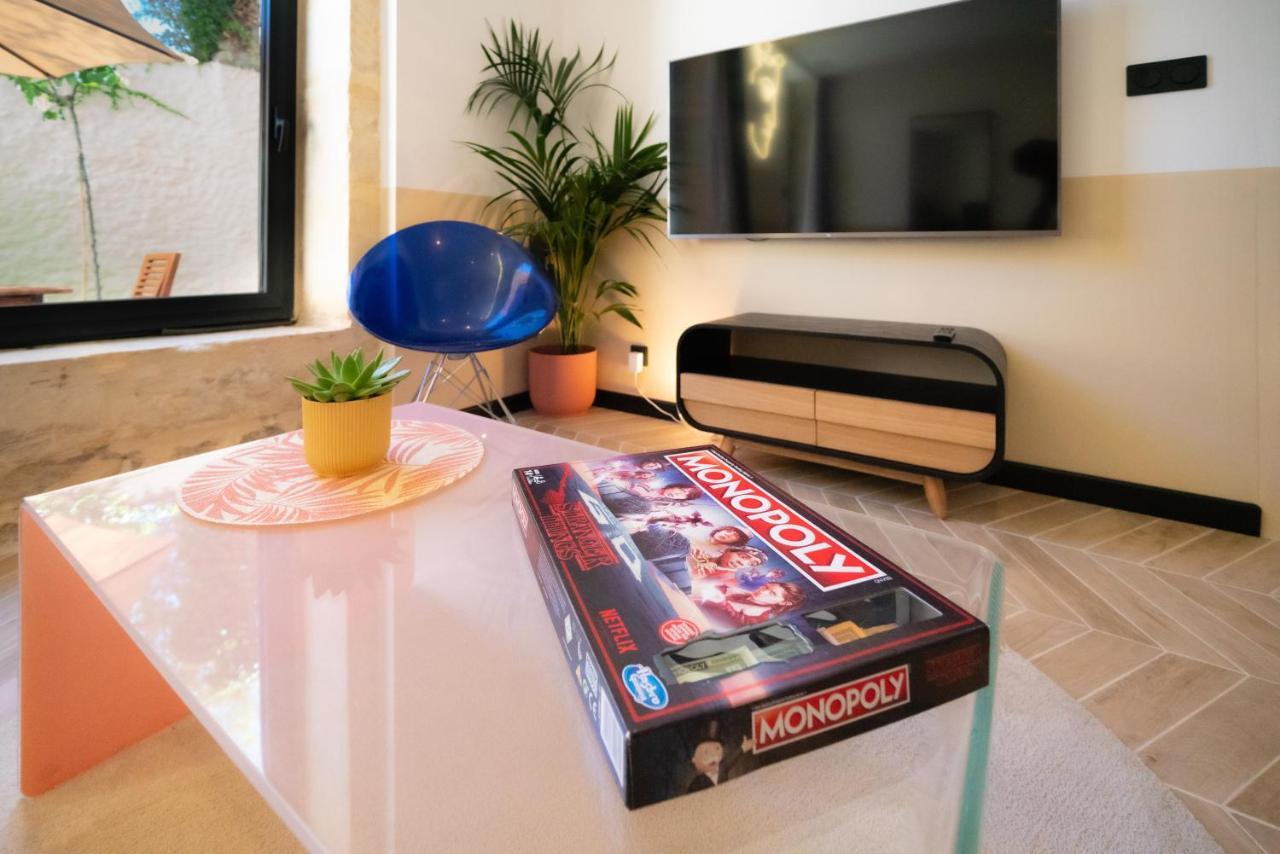 Roma Divine Home Cinema Et Jardin Nîmes Eksteriør bilde