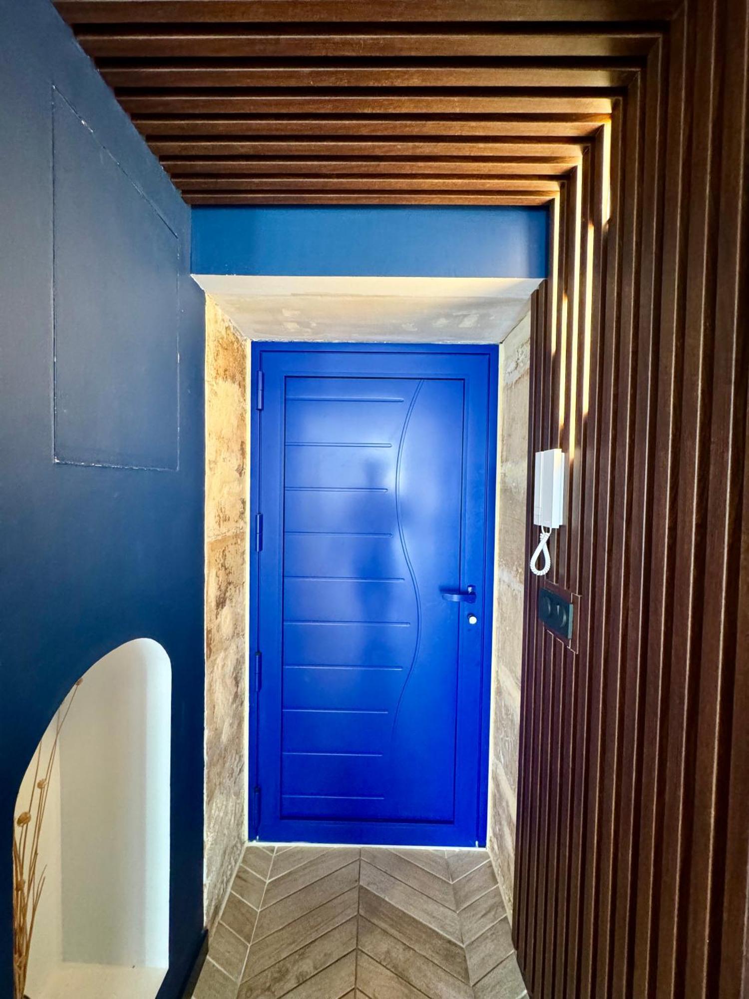 Roma Divine Home Cinema Et Jardin Nîmes Eksteriør bilde
